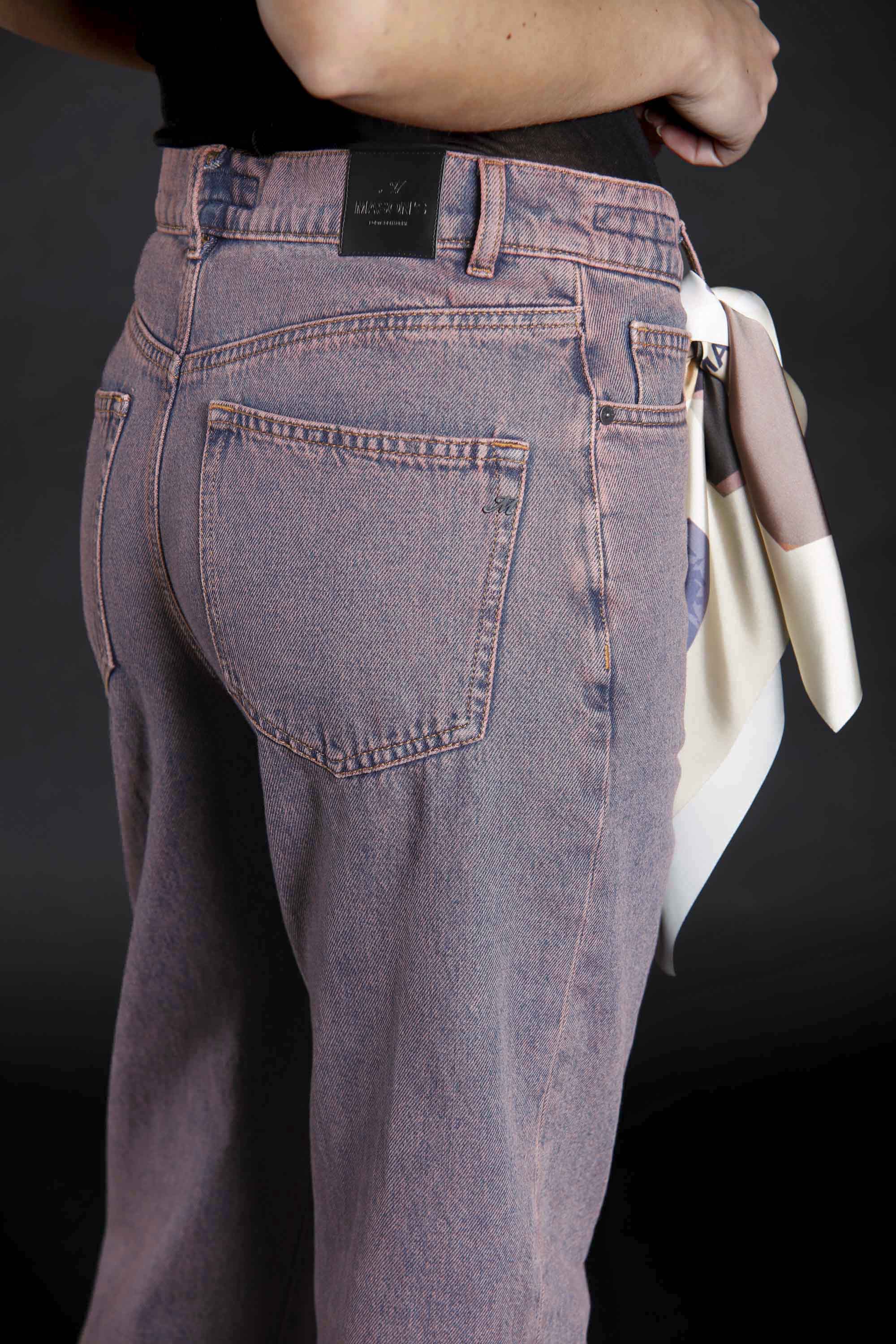 immagine 7 di pantalone 5 tasche da donna in denim colore viola modello Zoe di Mason's 