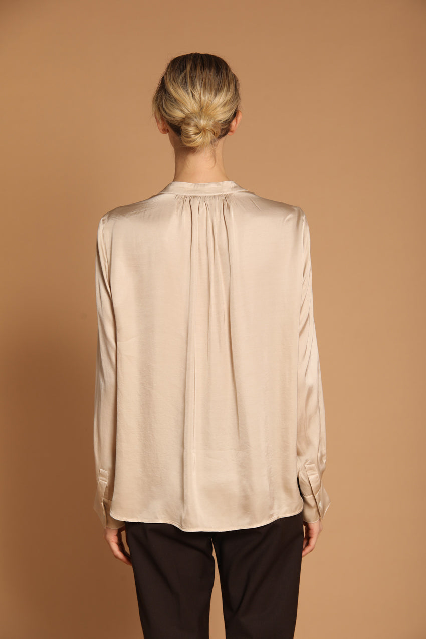 immagine 4 di camicia donna, modello Adele, in viscosa di colore ghiaccio di mason's