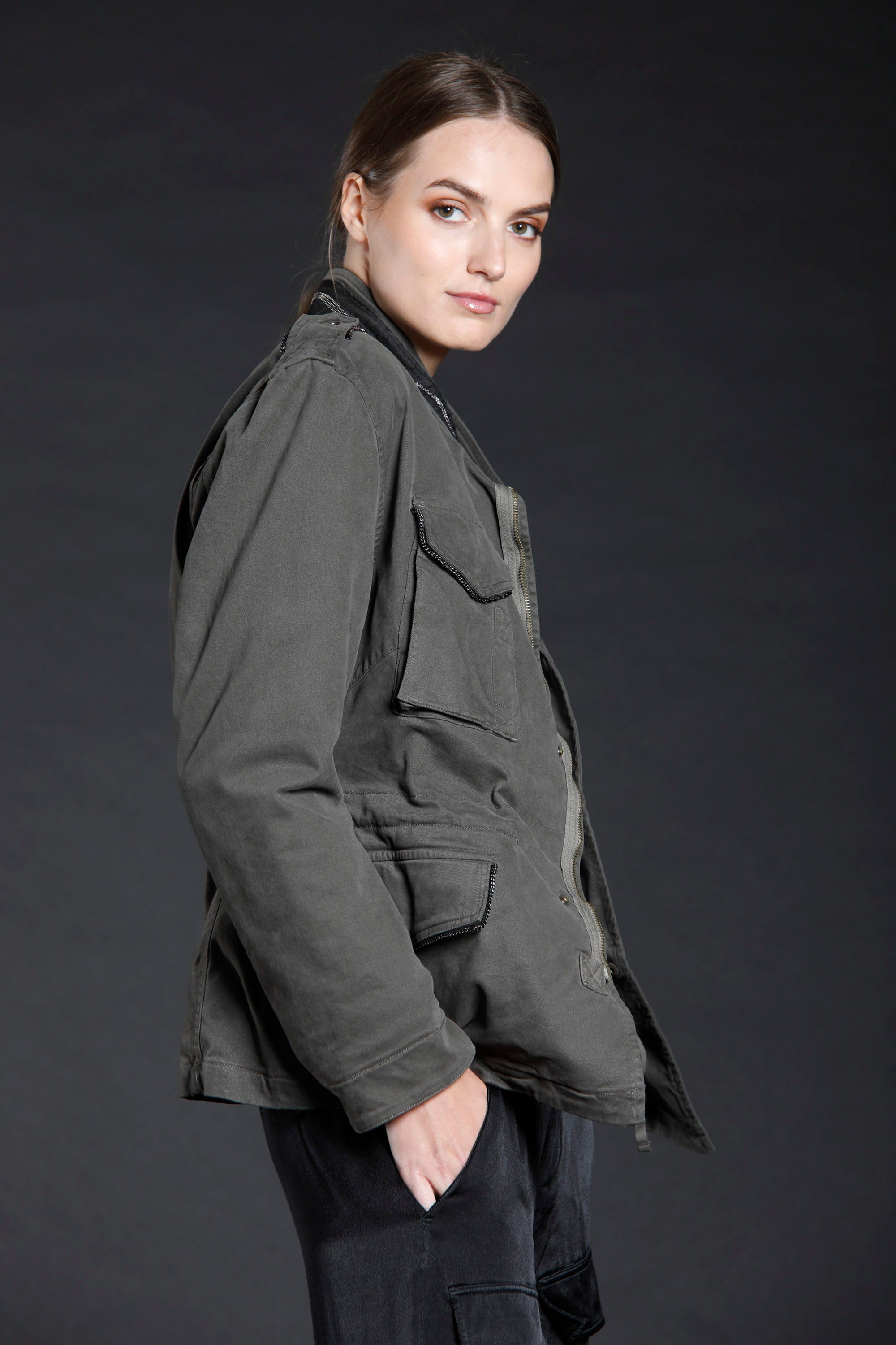 Immagine 5 di field jacket donna in gabardina colore verde modello Icon Field di Mason's 