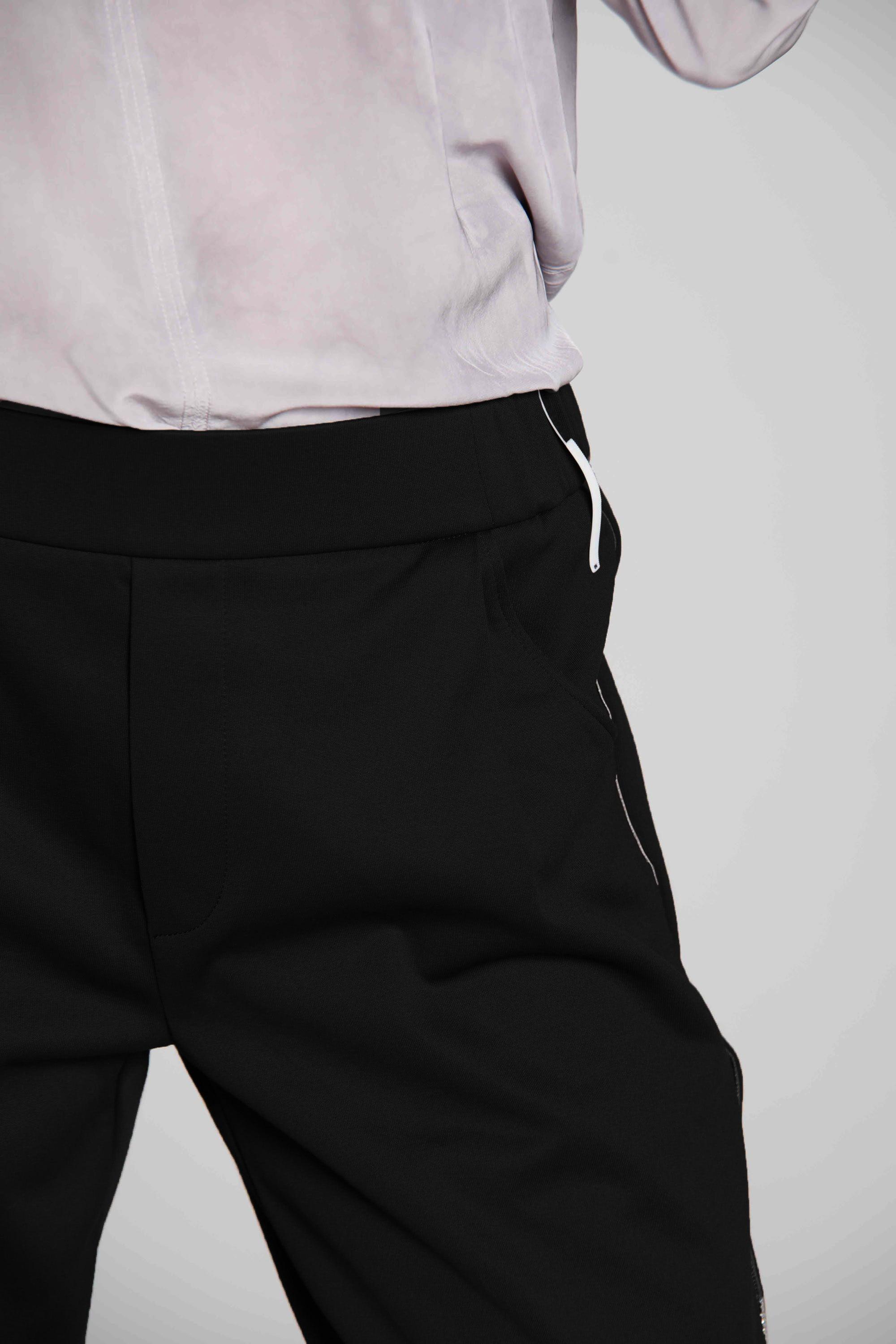 immagine 5 di pantalone donna in jersey relaxed colore nero modello Easy Jogger di Mason's 