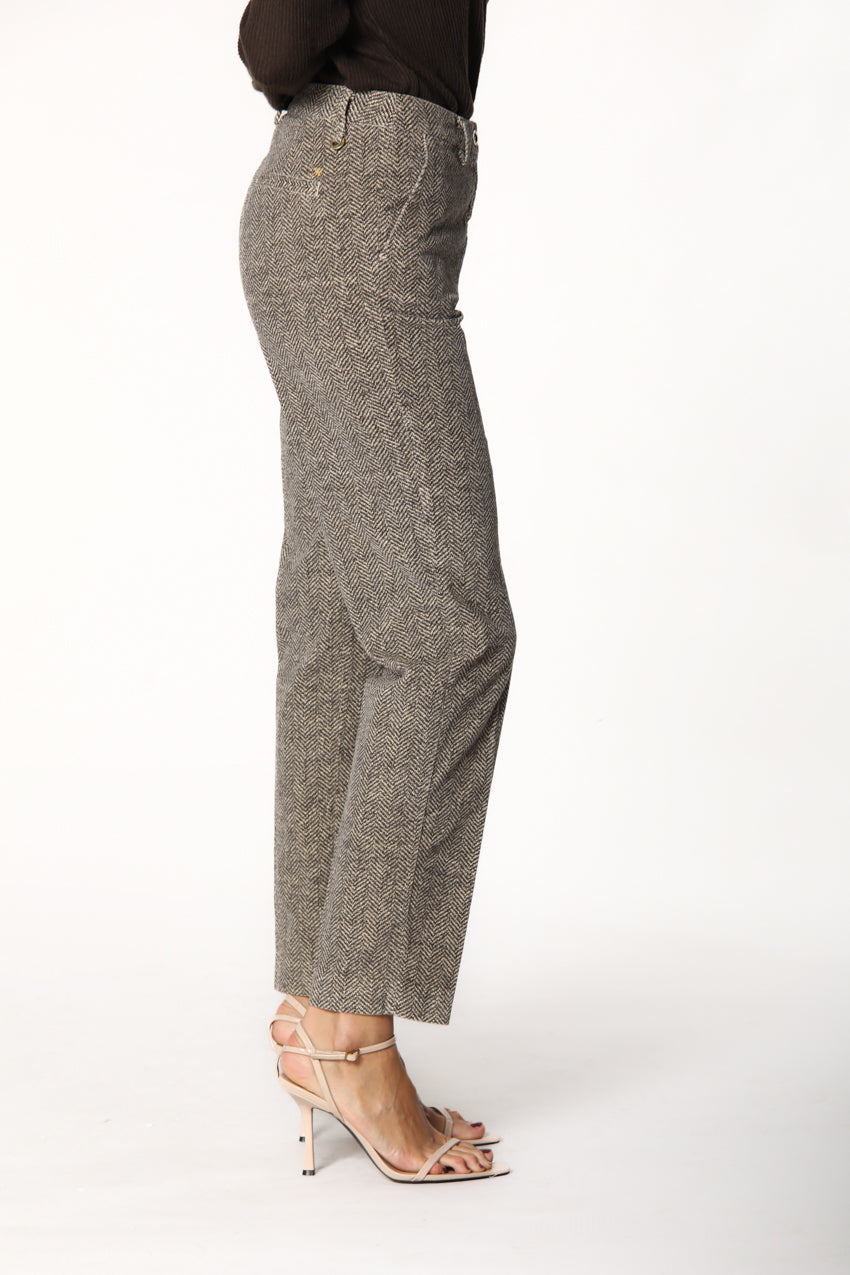 Immagine 3 di pantalone chino donna in velluto beige con pattern resca modello New York di Mason's