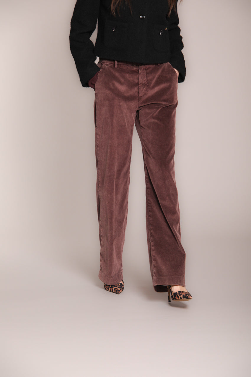 Foto 1 New York Straight pantalone chino donna in velluto a coste straight fit