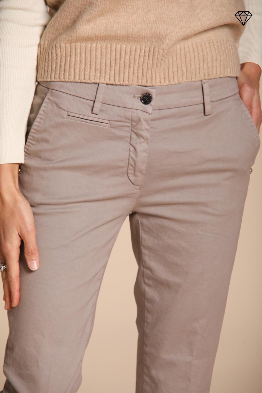 Foto 3 New York Slim pantalone chino donna in raso slim fit ①