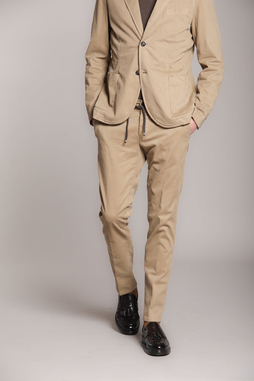 Foto 3 Milano Jogger pantalone chino uomo in gabardina stretch extra slim fit