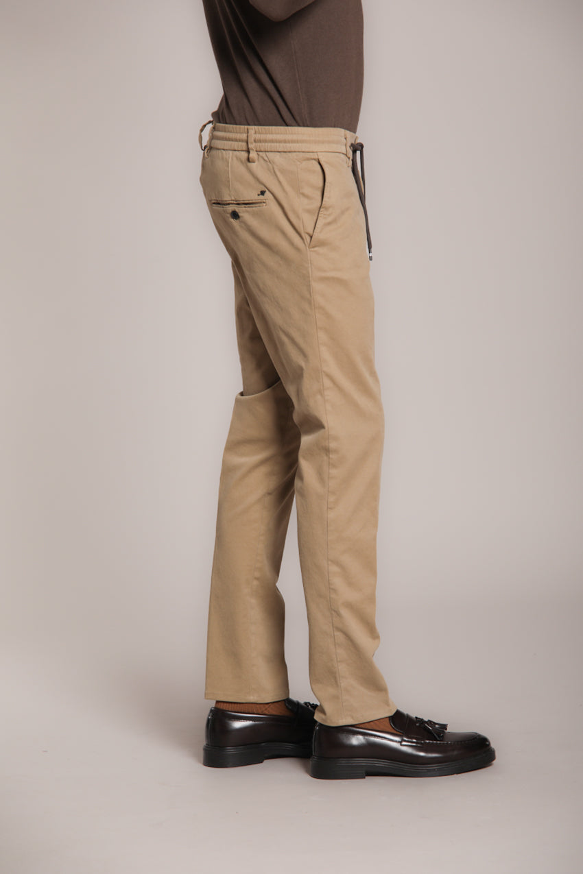 Foto 4 Milano Jogger pantalone chino uomo in gabardina stretch extra slim fit