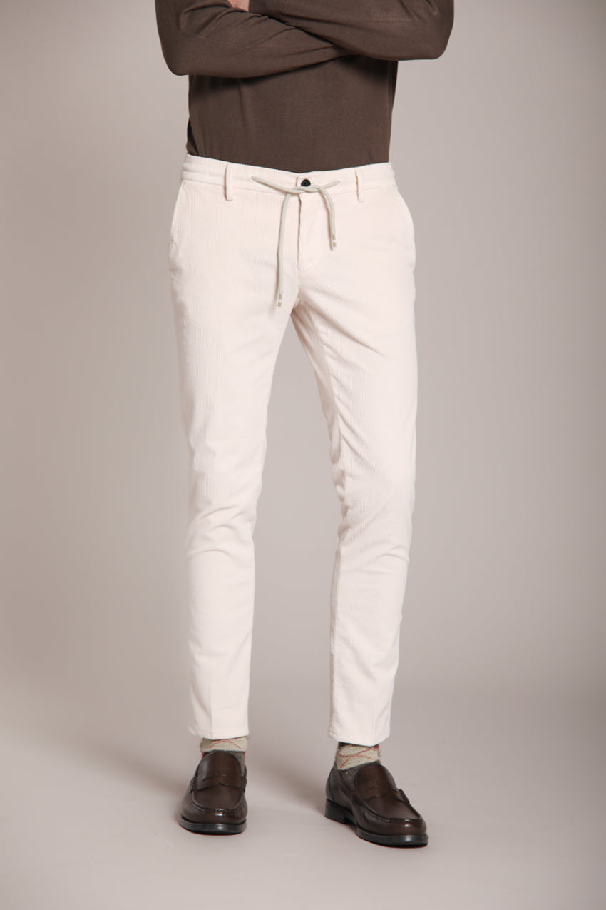 Foto 3 Milano Jogger pantalone chino uomo in velluto 500 righe extra slim fit