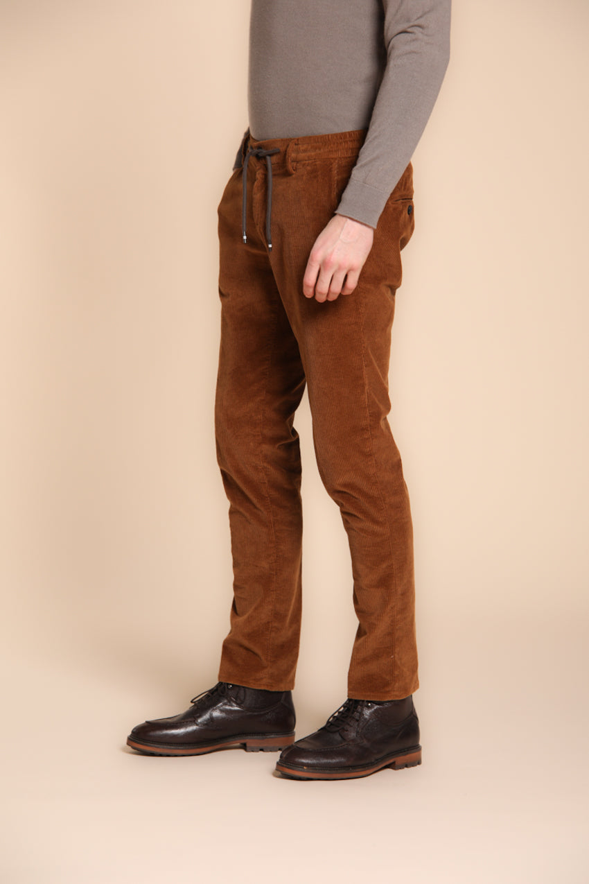 Foto 4 Milano Jogger pantalone chino uomo in velluto 500 righe extra slim fit