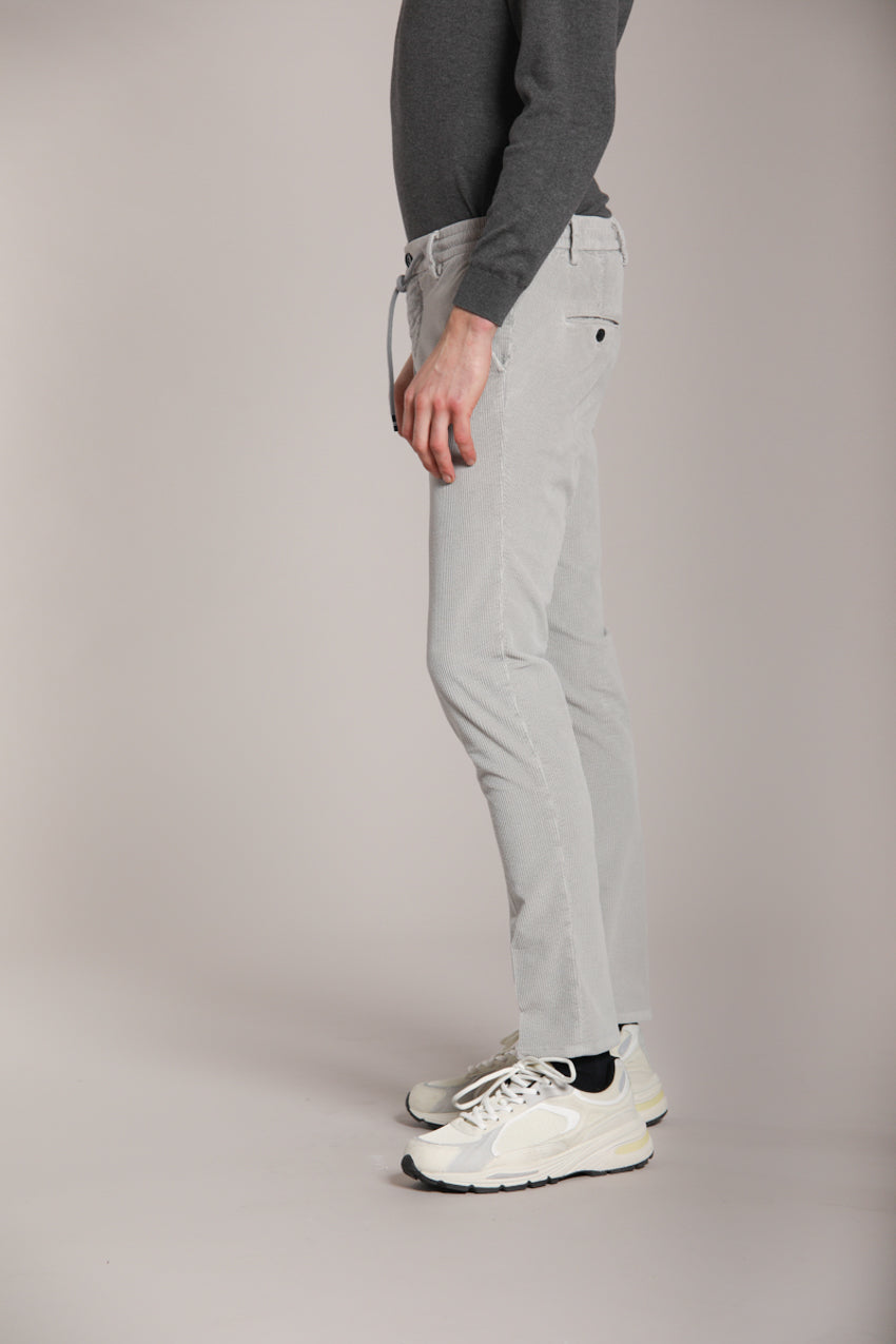 Foto 4 Milano Jogger pantalone chino uomo in velluto 500 righe extra slim fit
