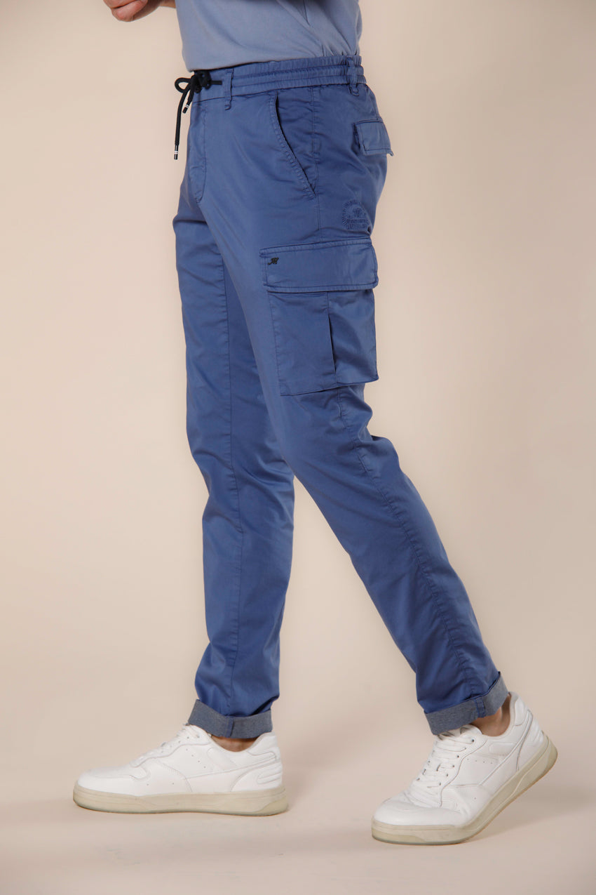 Immagine 4 di pantalone cargo jogger uomo in raso tecno travel stretch color indaco modello Chile Jogger Travel di Mason's