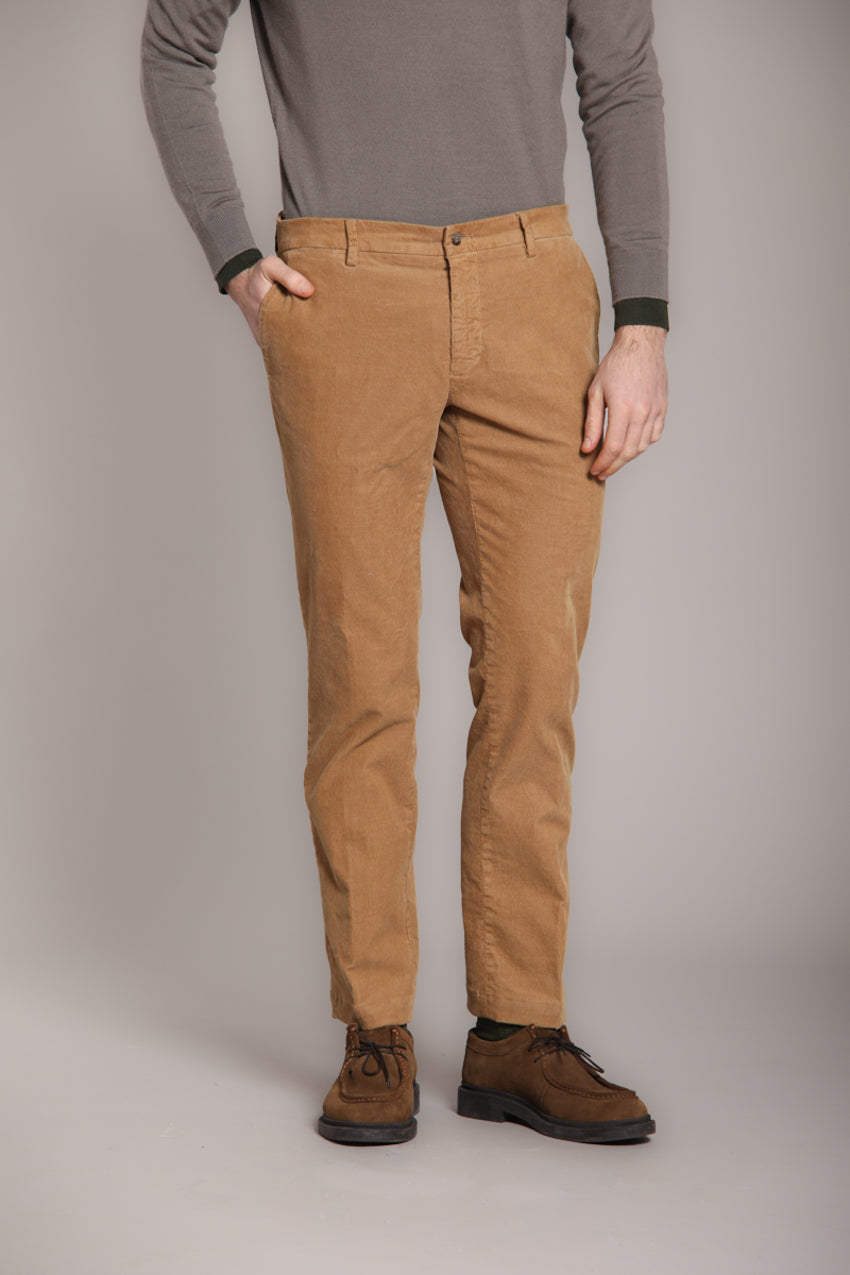 Foto 1 New York pantalone chino uomo in velluto 1000 righe regular fit