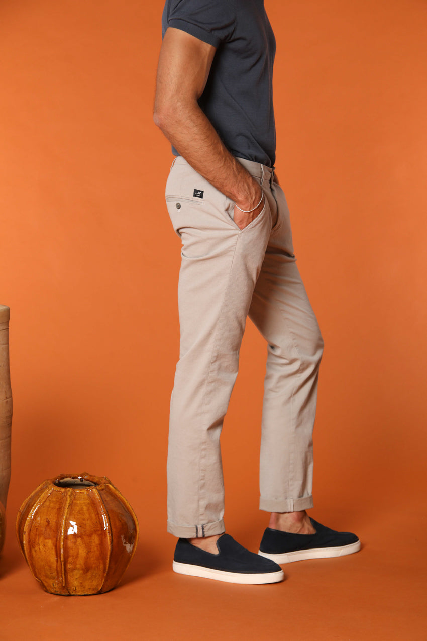 Torino мъжки панталон чино в жакард мрежа фило бежов slim fit