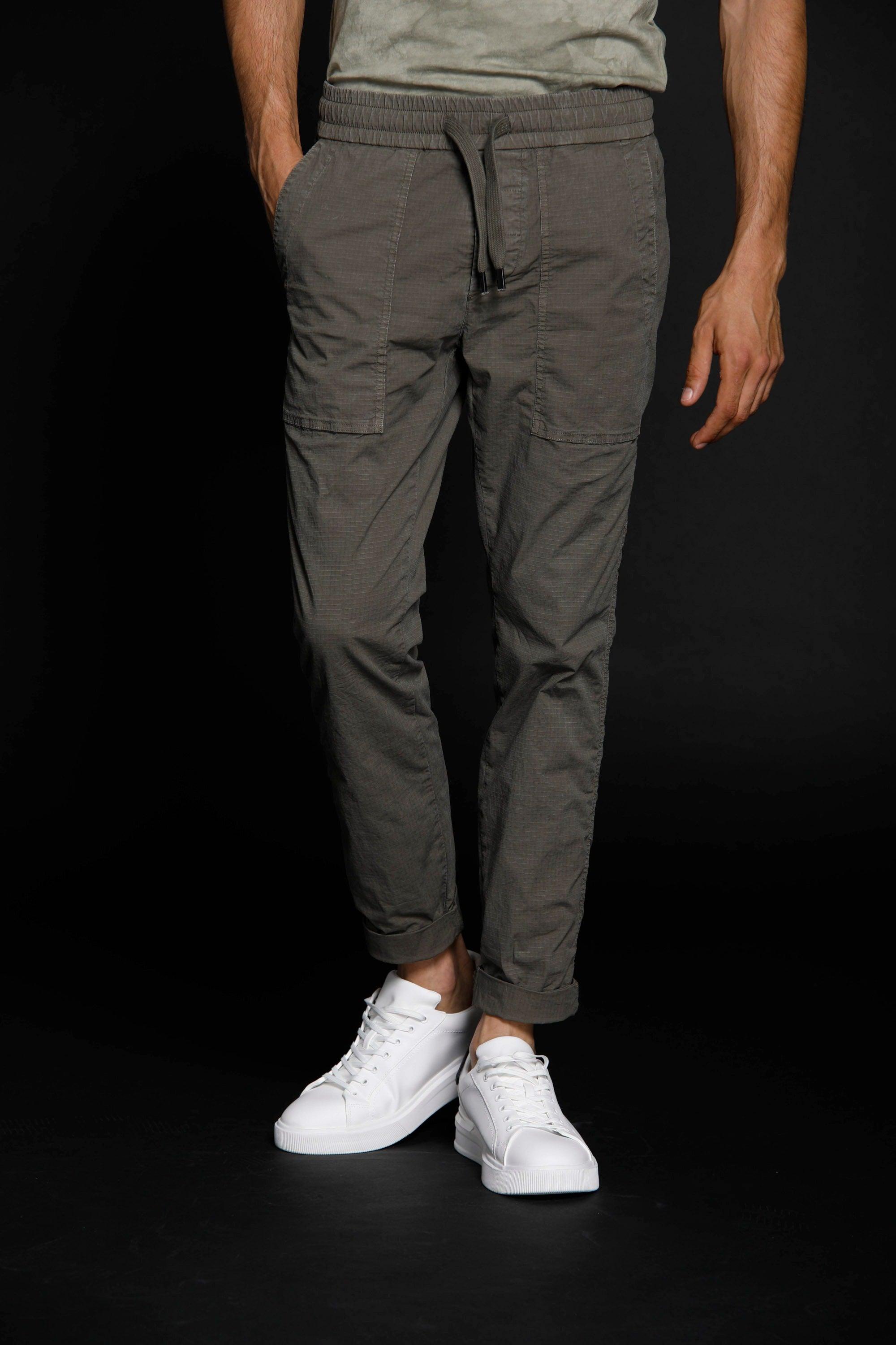 Arizona Fatique pantalone jogger uomo in rip stop stretch Logo edition carrot fit ① - Mason's 